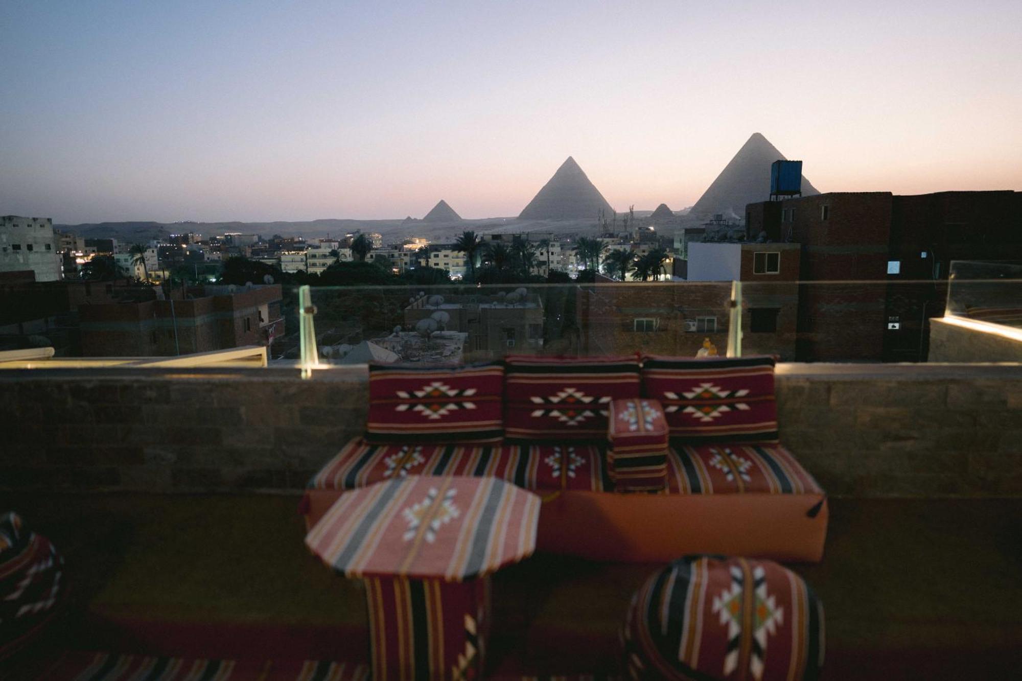 Tuya Pyramids Inn Kafret el-Gabal Exterior photo