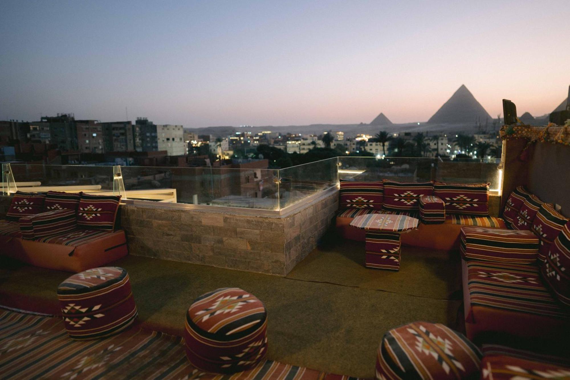 Tuya Pyramids Inn Kafret el-Gabal Exterior photo