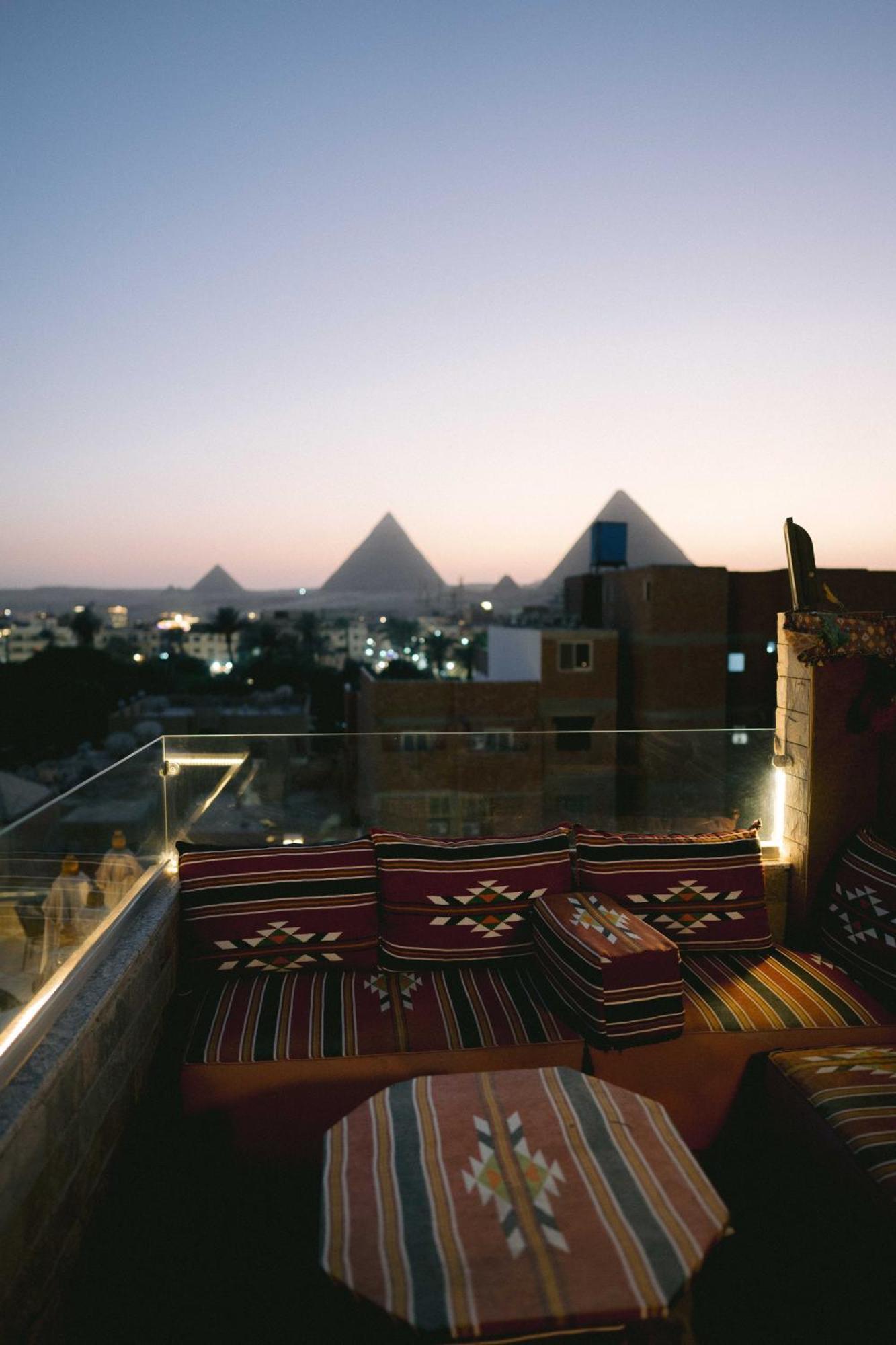 Tuya Pyramids Inn Kafret el-Gabal Exterior photo